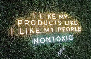 neon sign uses or quotes