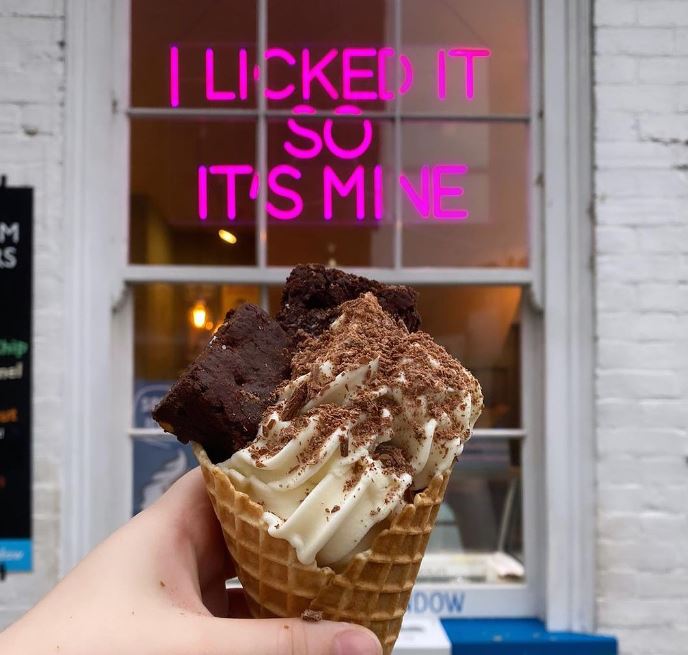 Neon Sign Ideas for Mermaid Street Cafe