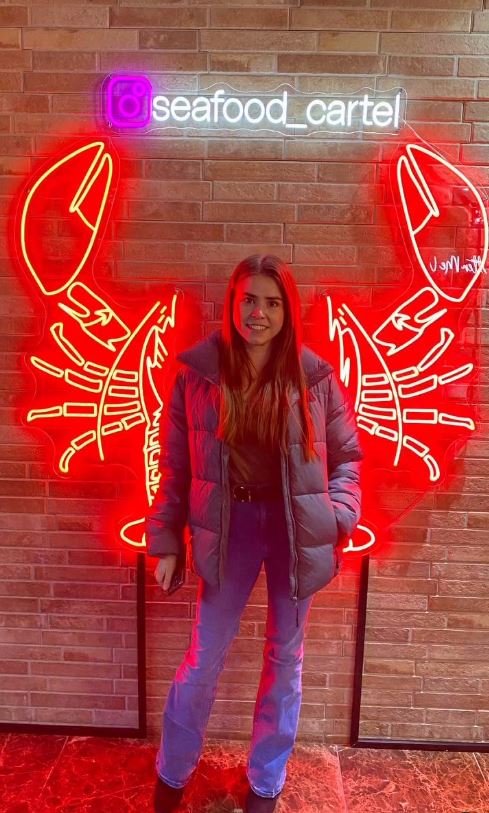 Neon Sign Ideas for a Restaurant in Wolverhampton